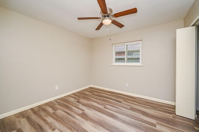 18318 Navajo Trail Drive, Spring, TX 77388