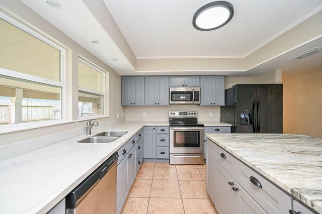 18318 Navajo Trail Drive, Spring, TX 77388