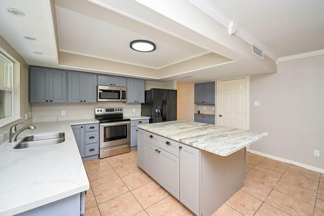 18318 Navajo Trail Drive, Spring, TX 77388