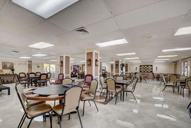 136 Lake Dora Drive 136, West Palm Beach, FL 33411