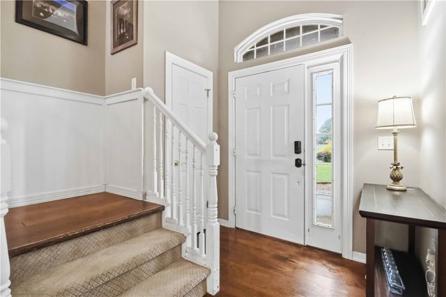 203 NW Freestone, Bentonville, AR 72712