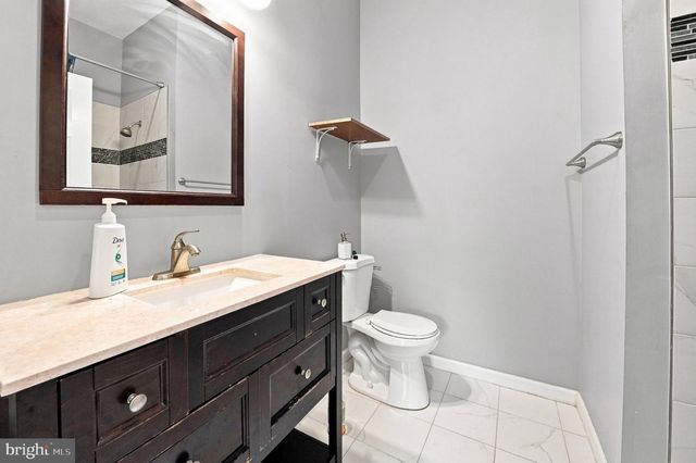 231 N CHESTER ST, Baltimore, MD 21231
