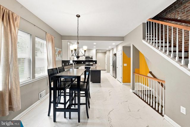231 N CHESTER ST, Baltimore, MD 21231