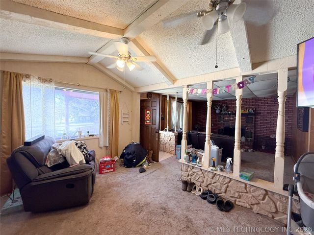 301 W Main Street, Beggs, OK 74421