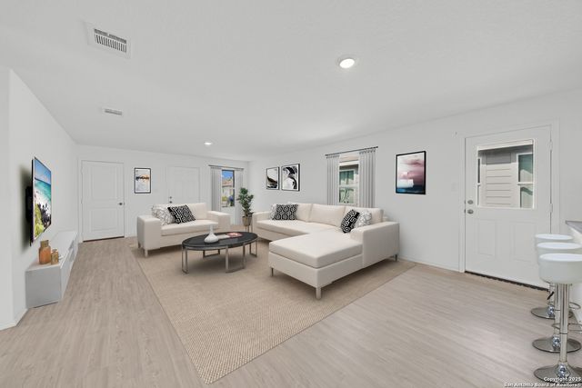 242 Ambush, San Antonio, TX 78220