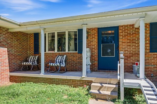 6890 Refugee Road, Pickerington, OH 43147