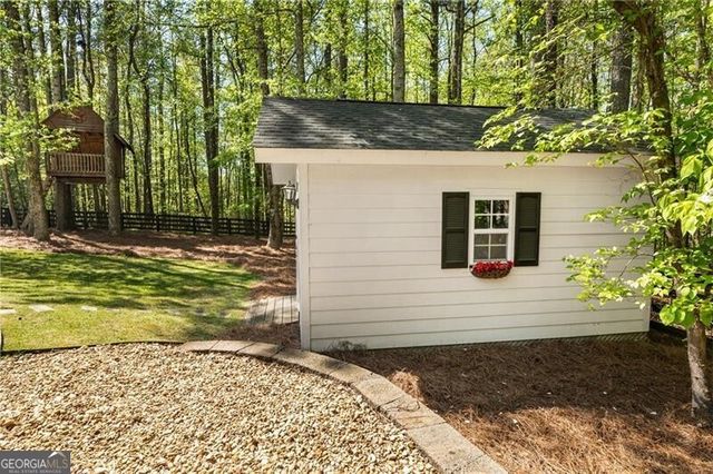 2135 Country Ridge Road, Milton, GA 30004