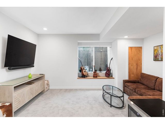 4190 Longview Ln, Boulder, CO 80301