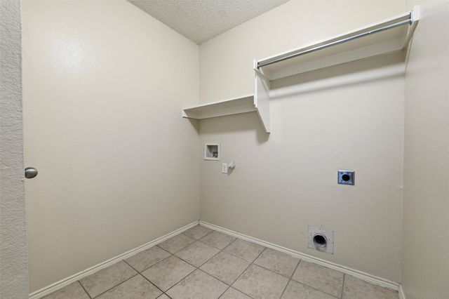 1516 Shady Shores Drive, Glenn Heights, TX 75154