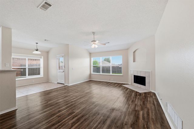 1516 Shady Shores Drive, Glenn Heights, TX 75154