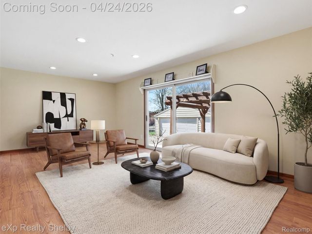 49301 Schoenherr Road, Shelby Charter Township, MI 48315
