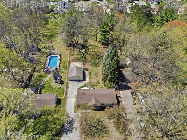 49301 Schoenherr Road, Shelby Charter Township, MI 48315