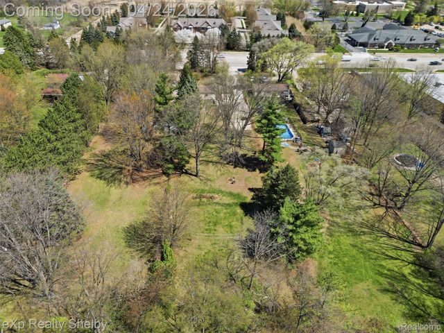49301 Schoenherr Road, Shelby Charter Township, MI 48315