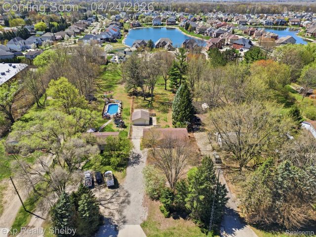 49301 Schoenherr Road, Shelby Charter Township, MI 48315