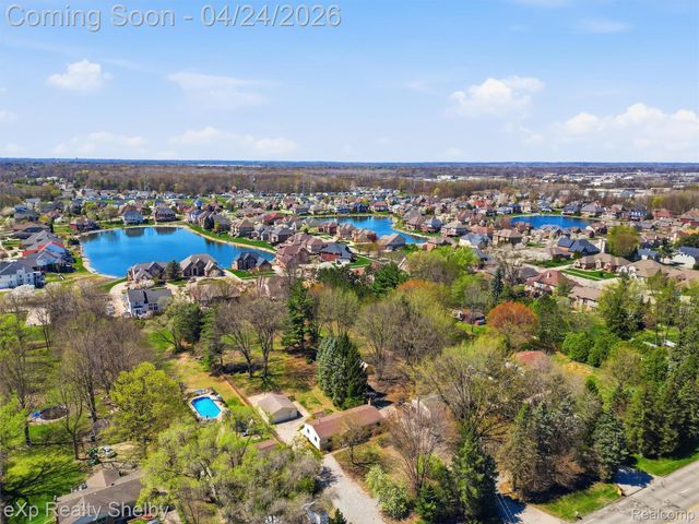 49301 Schoenherr Road, Shelby Charter Township, MI 48315