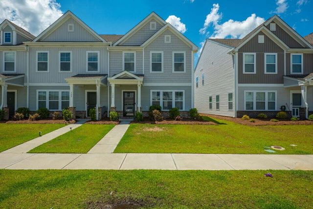 326 Surfbird 388, Summerville, SC 29486