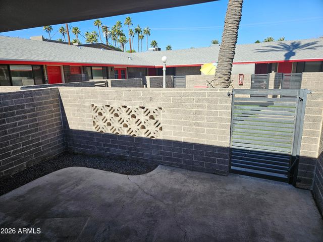 324 W Pasadena Avenue 4A, Phoenix, AZ 85013