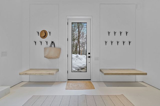 56 Seymour Street, Concord, MA 01742