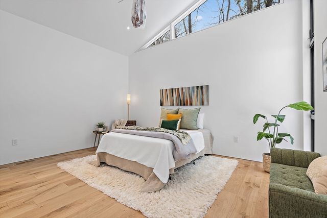 56 Seymour Street, Concord, MA 01742