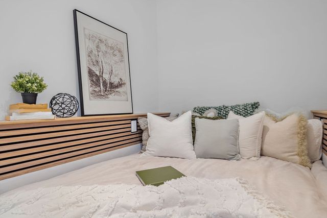 56 Seymour Street, Concord, MA 01742