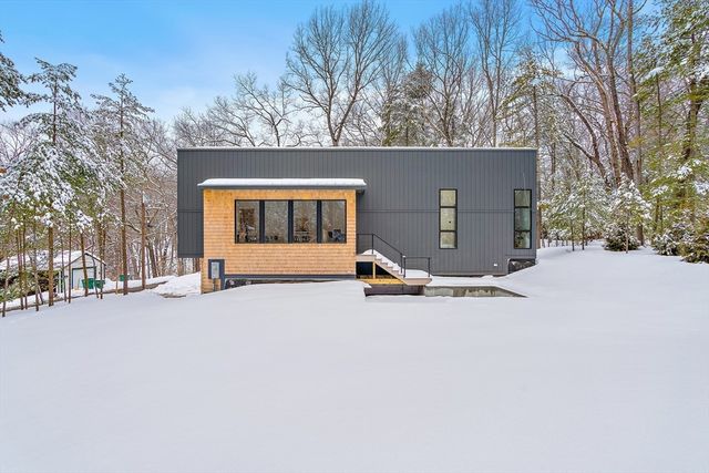 56 Seymour Street, Concord, MA 01742