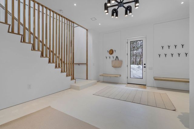 56 Seymour Street, Concord, MA 01742