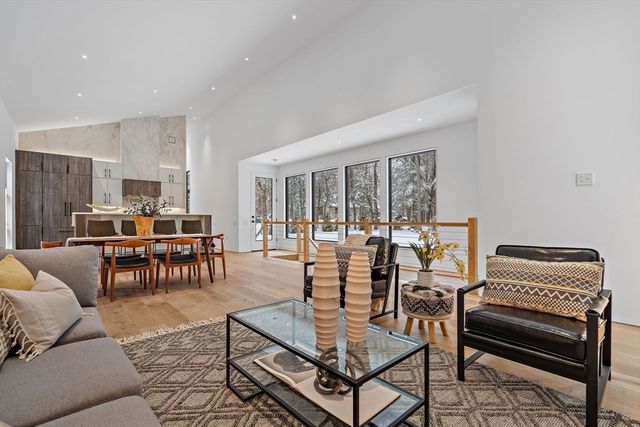 56 Seymour Street, Concord, MA 01742