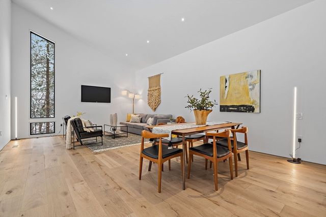 56 Seymour Street, Concord, MA 01742