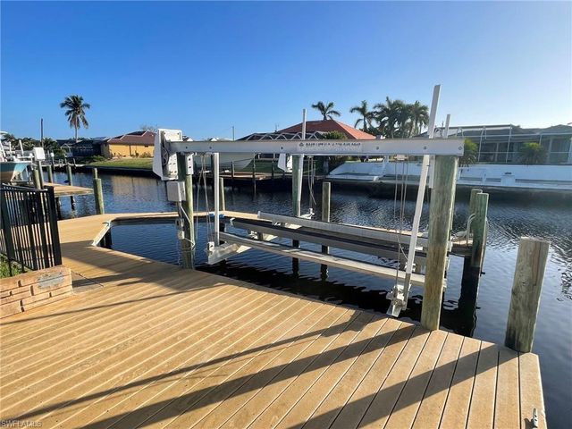 5029 SW 11th PL, Cape Coral, FL 33914