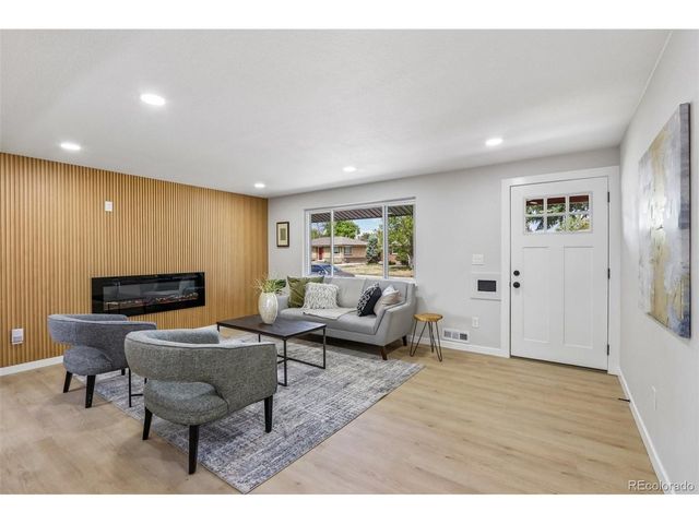 6555 Teller St, Arvada, CO 80003