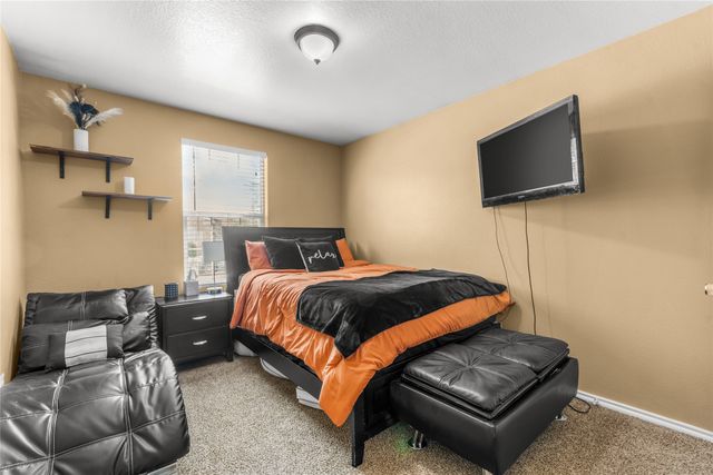 1225 Glencoe Drive, Glenn Heights, TX 75154