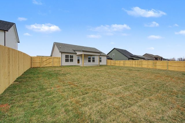 199 Donegal Dr, Clarksville, TN 37042