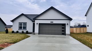 199 Donegal Dr, Clarksville, TN 37042