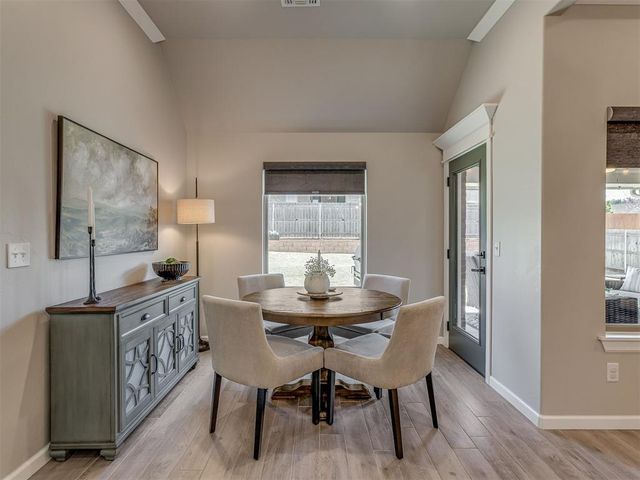 2832 Clover Field Drive, Edmond, OK 73034