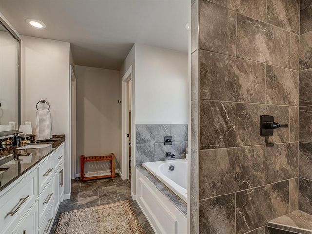 2832 Clover Field Drive, Edmond, OK 73034