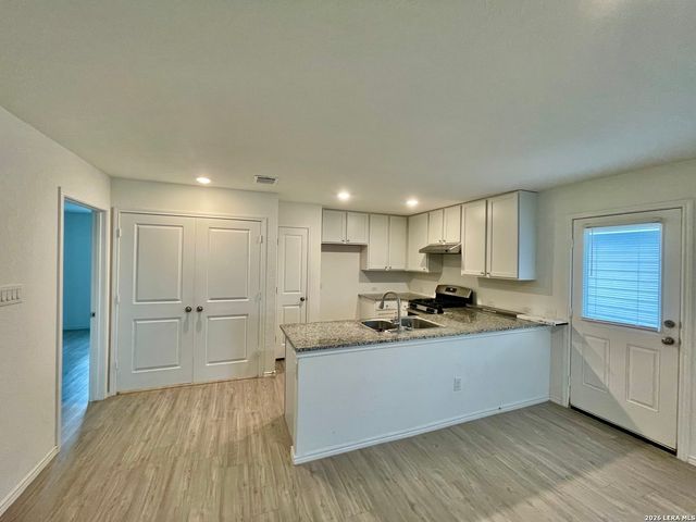 5836 Antonio, Seguin, TX 78155