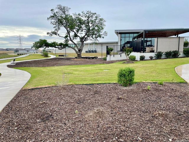 5836 Antonio, Seguin, TX 78155