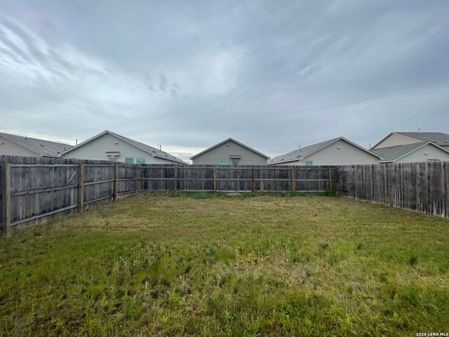 5836 Antonio, Seguin, TX 78155