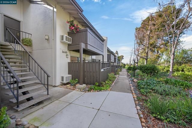 1445 Marchbanks Dr 2, Walnut Creek, CA 94598