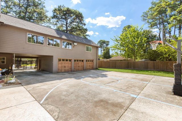 8202 Forest Ridge Road, Spring, TX 77379