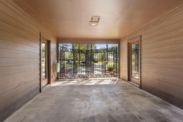 8202 Forest Ridge Road, Spring, TX 77379