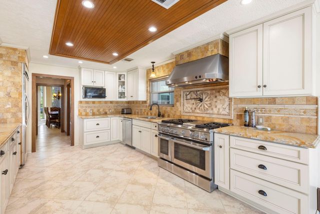 8202 Forest Ridge Road, Spring, TX 77379