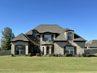 2763 Fall Spring Drive, Olive Branch, MS 38654