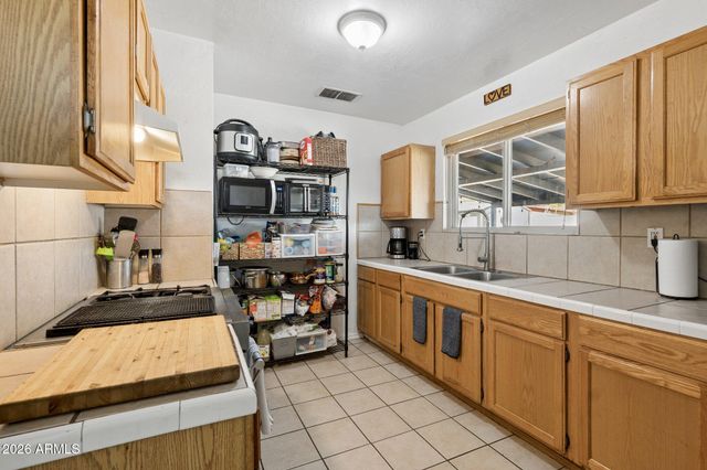 9603 N 7TH Avenue, Phoenix, AZ 85021