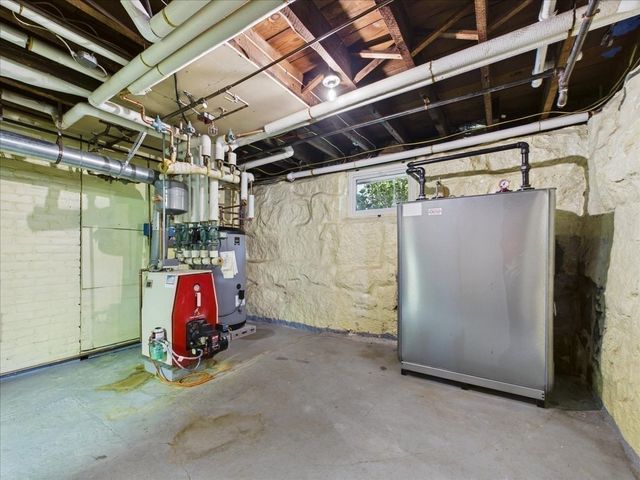 70 West St, Quincy, MA 02169