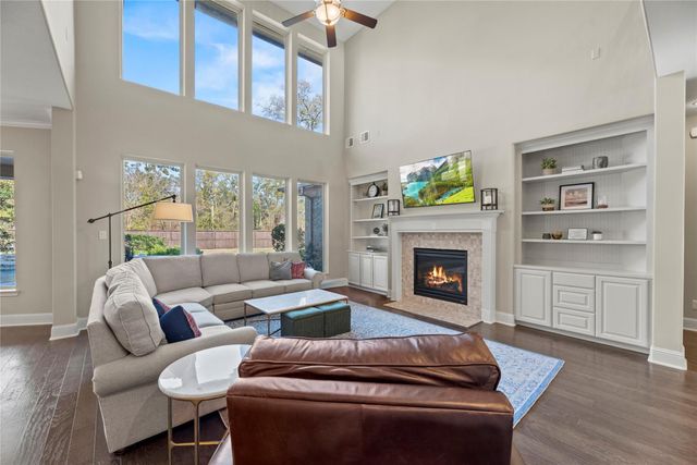 38 Adrianna Path Drive, Missouri City, TX 77459