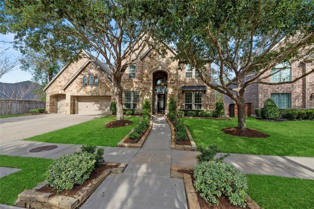 38 Adrianna Path Drive, Missouri City, TX 77459