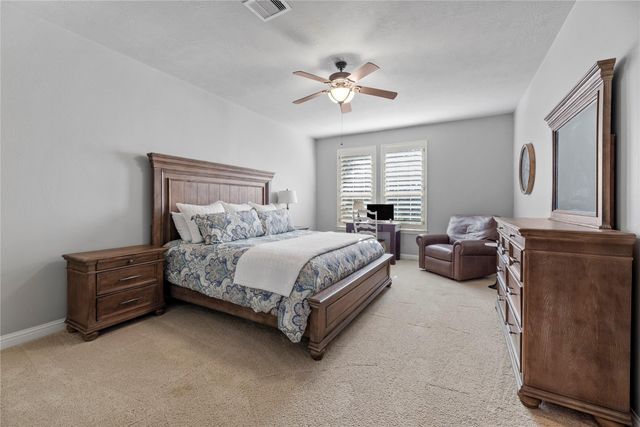 38 Adrianna Path Drive, Missouri City, TX 77459