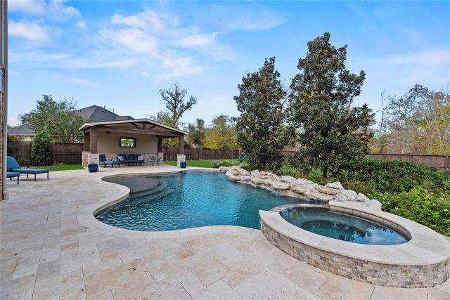 38 Adrianna Path Drive, Missouri City, TX 77459