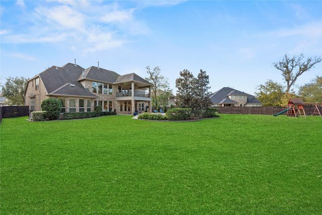 38 Adrianna Path Drive, Missouri City, TX 77459